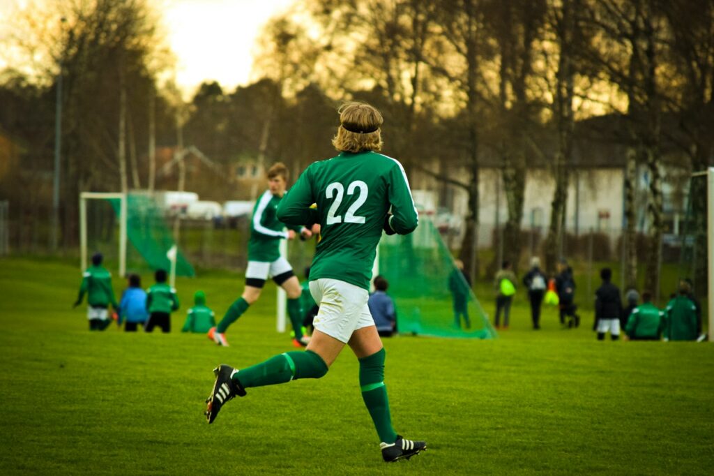 Running on the ground makes more exercise
  