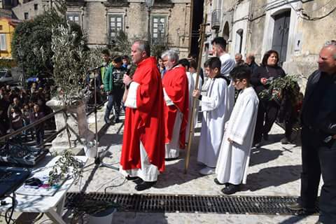 Domenica delle Palme: Benedizione unica in piazza Filottete
  