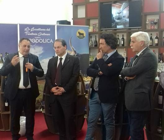 Presentato al Vinitaly il brand “Umbriatico Terra della Podolica”