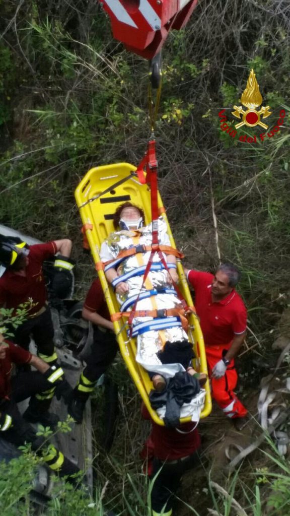 Incidente a Roccabernarda, intervengono i Vigili del fuoco