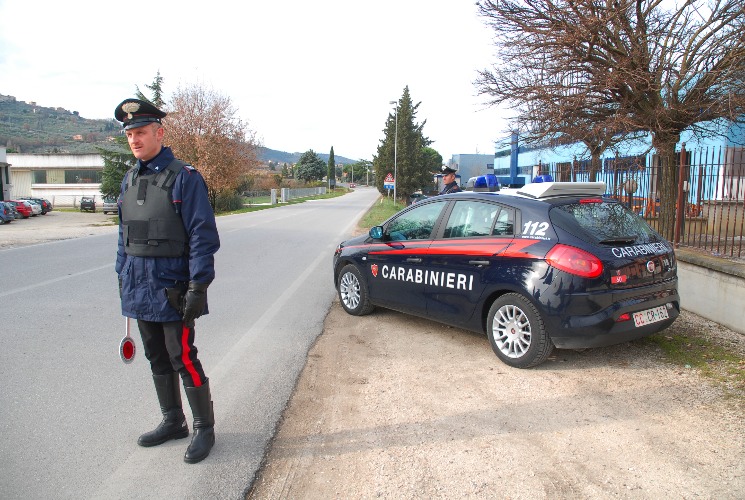 Arrestato uomo a Crotone, affiliato di un clan di Torre del Greco
  