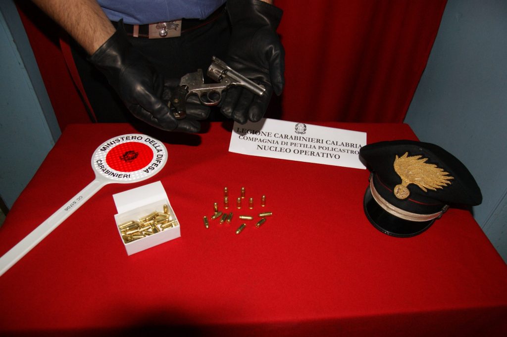 Controlli, denunce e un arresto a Petilia e Mesoraca