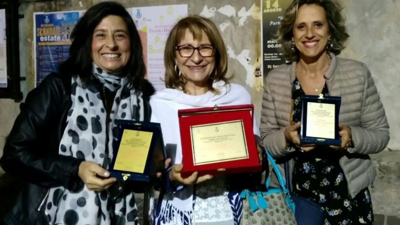 Premiato l’esilarante successo dell’opera teatrale Tuttappò di Confluenze