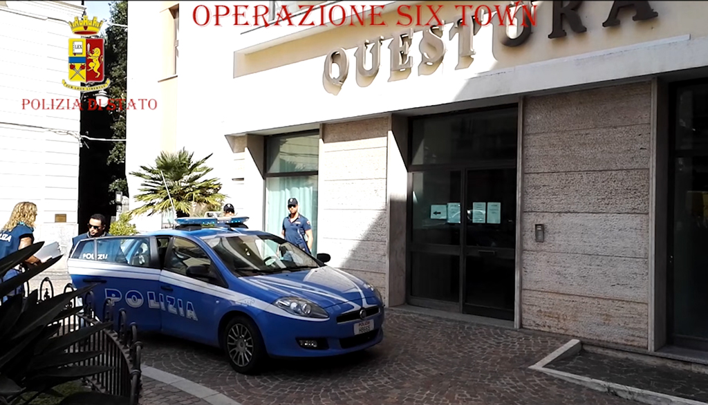 Per 36 arresti del crotonese accuse a vario titolo
  