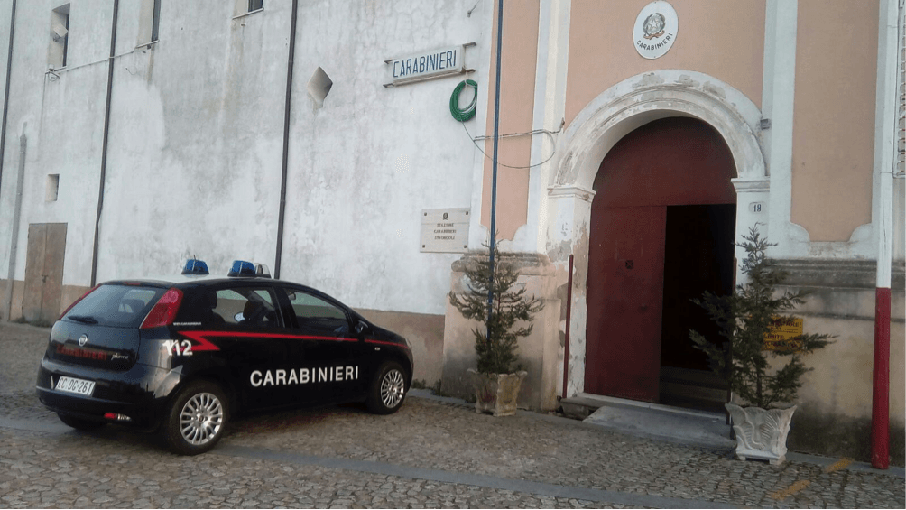 A Strongoli arrestato uomo violento
  