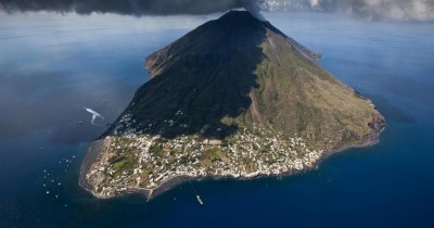 Attività vulcanica dello Stromboli: Terremoto in Calabria