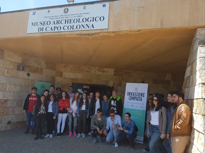 Invasioni digitali a Crotone