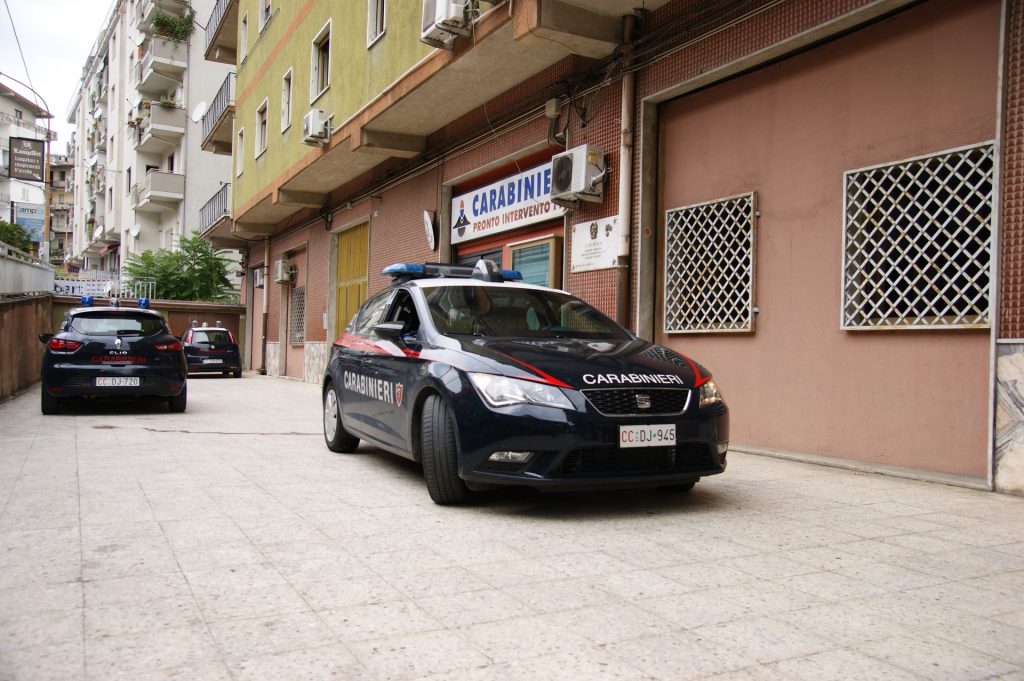 Rocambolesco inseguimento da parte dei Carabinieri ha portato alla denuncia di due giovani