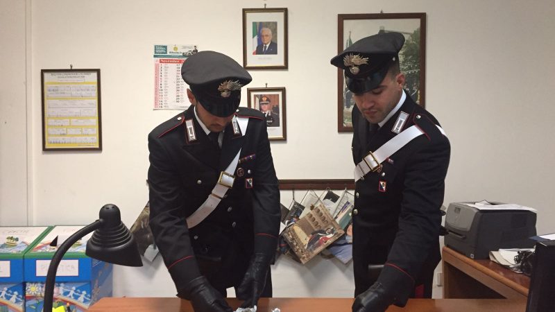 Arrestato giovane petilino per spaccio