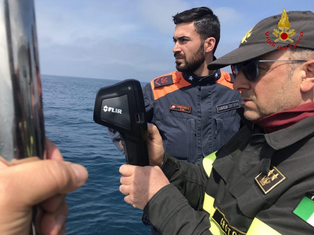 Pollex 2017: simulazione interforze nel mare di Crotone
  