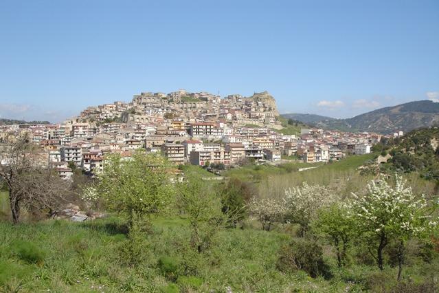 Roccabernarda, agguato in località Salinella