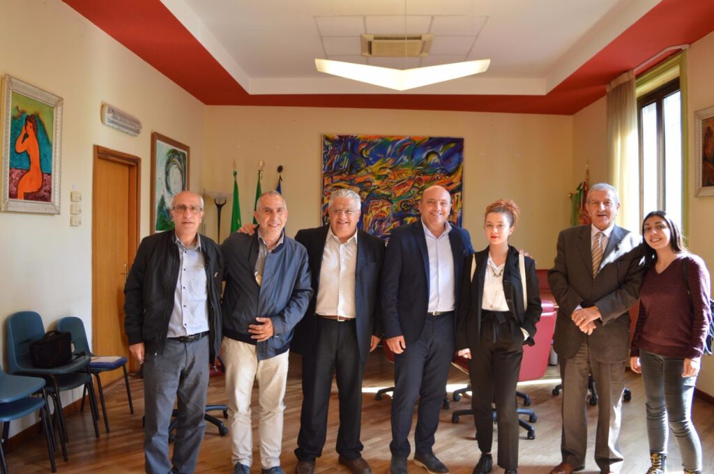 Studenti alla Provincia per la nuova sede dello Scientifico