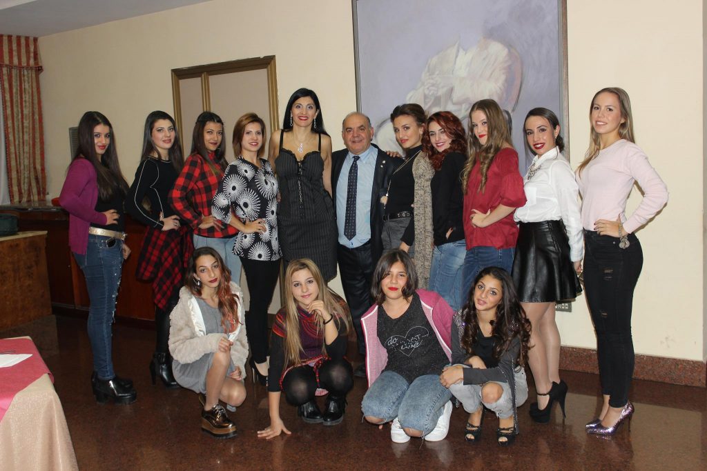 La Miss petilina Sofia Vona ha ricevuto il Premio stampa tv