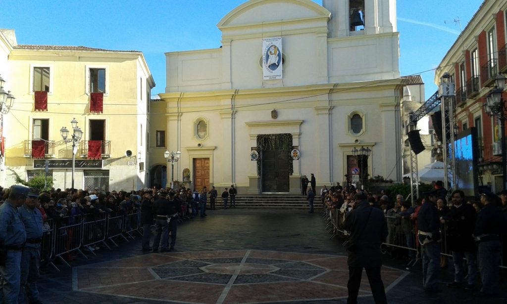Anche Petilia presente all’apertura della Porta Santa della Cattedrale di Crotone