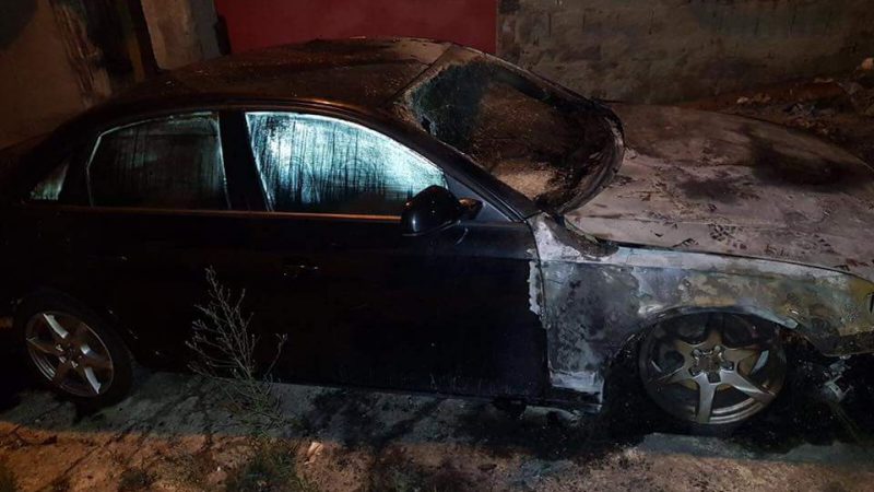 Macchina distrutta dalle fiamme a Roccabernarda: l’amministrazione esprime solidarietà e condanna il gesto