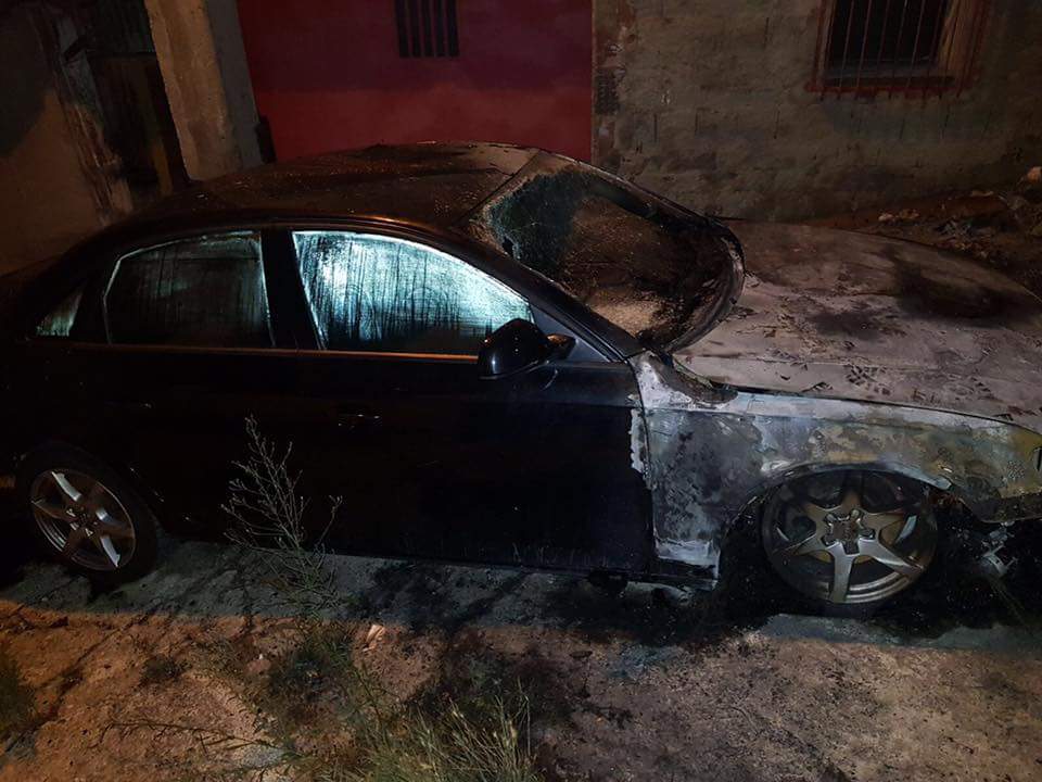 Macchina distrutta dalle fiamme a Roccabernarda: l’amministrazione esprime solidarietà e condanna il gesto