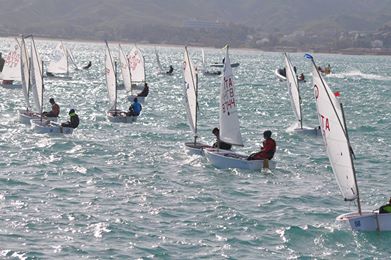 Scoprire il mare e la vela grazie agli “Bper Banca-Audi Open Days Club Velico Crotone”