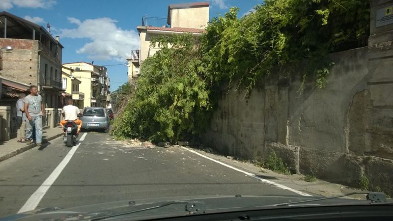 E’ crollato a Petilia il muro dell’Arena Diana