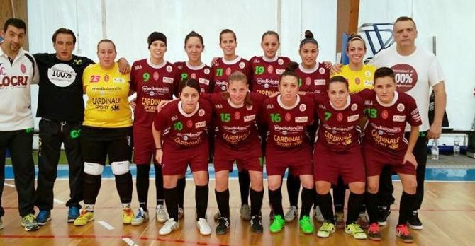 “Costruite in casa” le minacce alla squadra di calcetto femminile di Locri