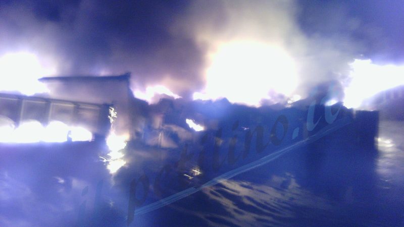 Grave incendio alla Rocca SRL