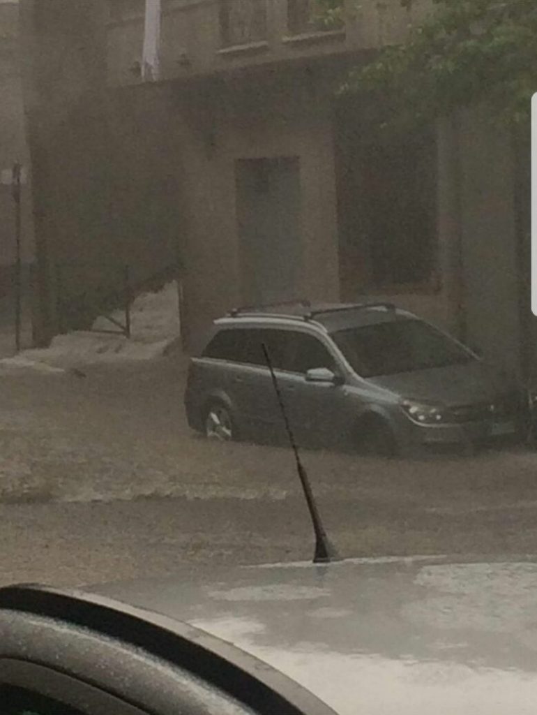 Allerta meteo, si raccomanda la massima prudenza
  