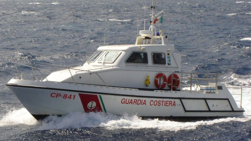 Ancora disperso il pensionato di Cirò Marina scomparso in mare