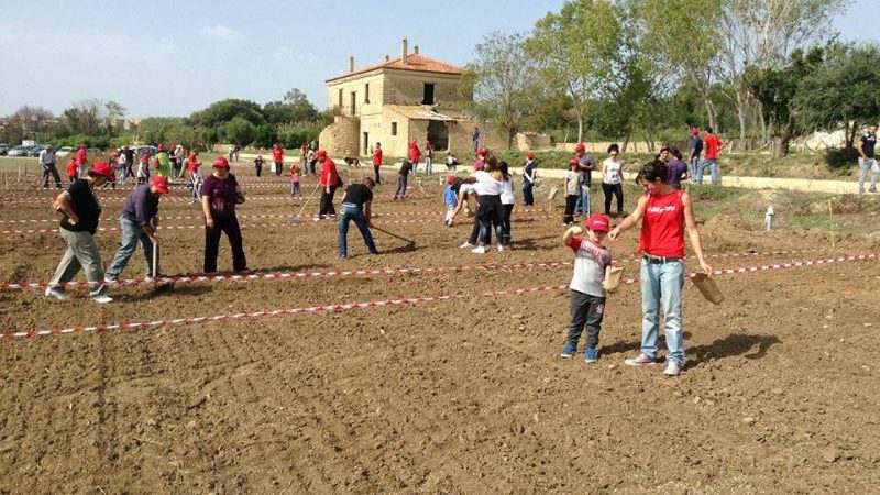 A Isola nei terreni confiscati Seminare il futuro