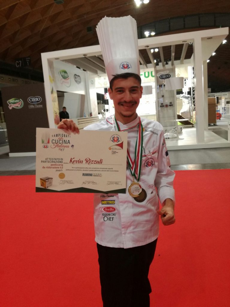 Il petilino Kevin Rizzuti vince i Campionati italiani di Alta Cucina