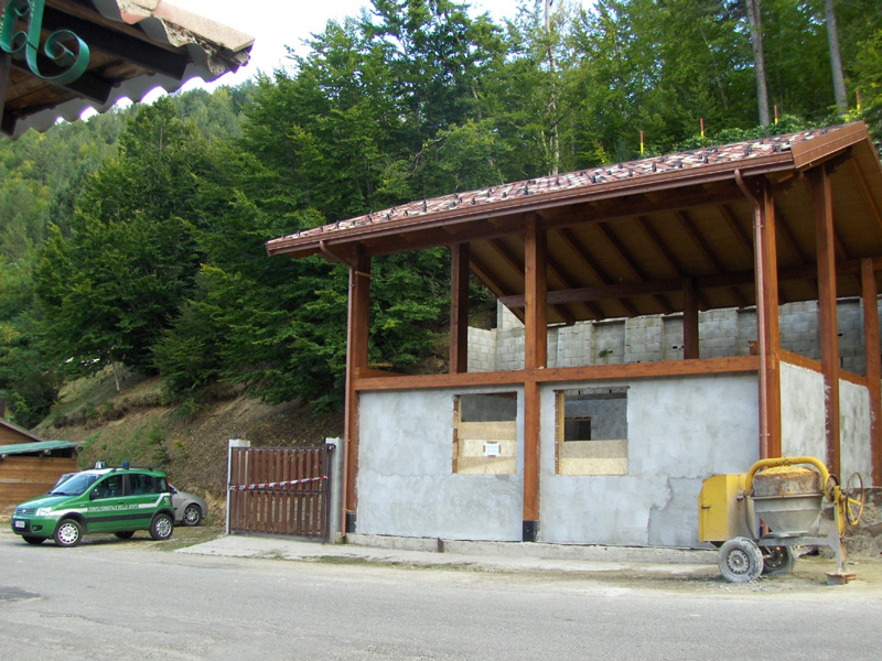 Sequestrato fabbricato abusivo dai forestali
  