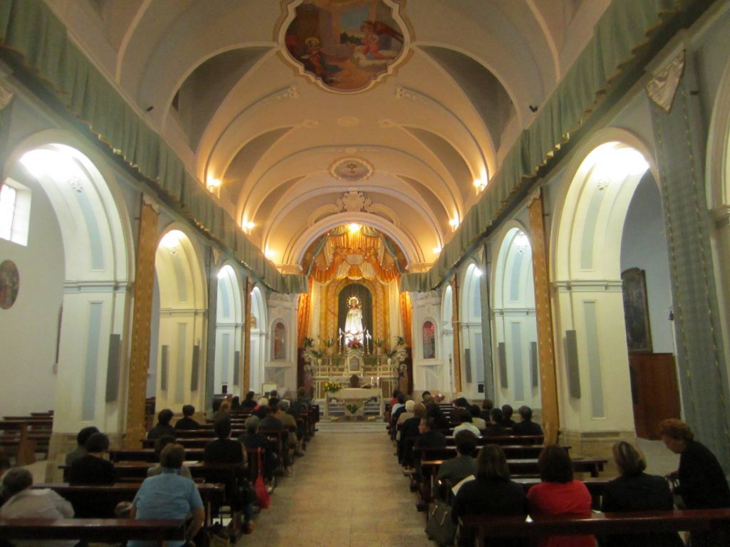 Verso la festa della Madonna del Rosario a Petilia
  