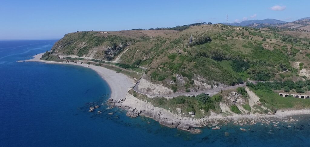 Calabrese è una delle spiagge più belle premiate da Legambiente
  