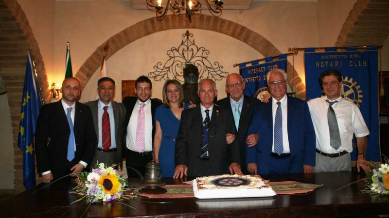 Cambio al vertice per il Rotary di Petilia Policastro