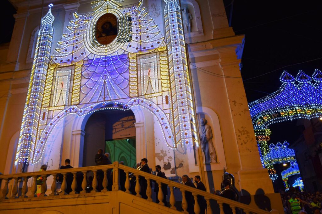 Maltempo in arrivo al Sud: a rischio la processione di San Francesco di Petilia
  