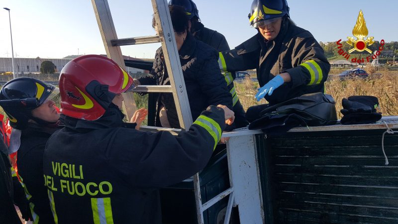 Incidente in località Passo Vecchio: motocarro ribaltato con due anziani