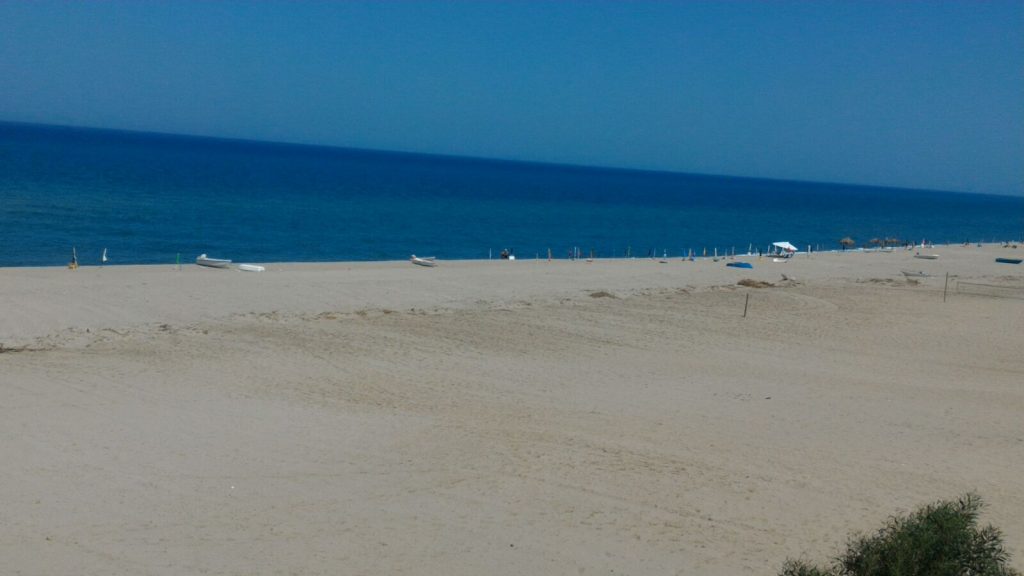 Vale anche per il territorio di Strongoli lo stop allo spianamento spiagge da parte di Legambiente
  