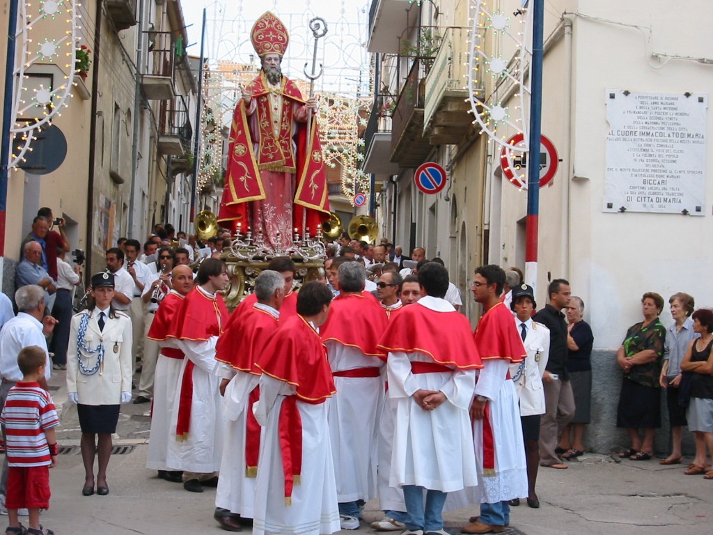 I Vescovi della Calabria: nella Chiesa né infiltrazioni, né connivenze con la ‘ndrangheta