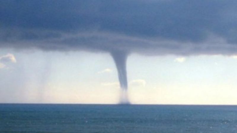 Tromba d’aria colpisce i lidi di Rossano e Corigliano