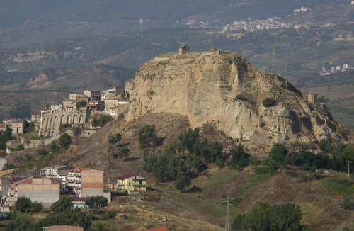 Roccanova manifesta sostegno all’Amministrazione Bilotta
  