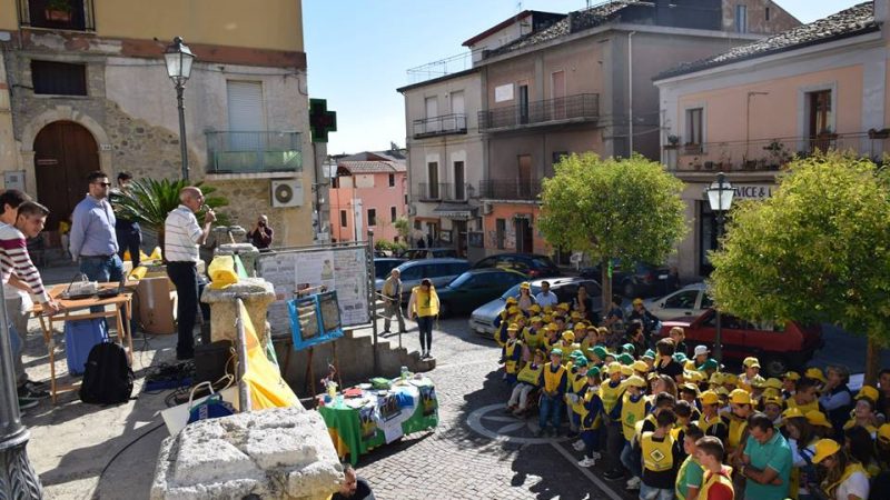 Puliamo il mondo 2015, ripulito il centro storico a Petilia