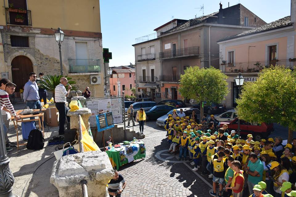 Puliamo il mondo 2015, ripulito il centro storico a Petilia