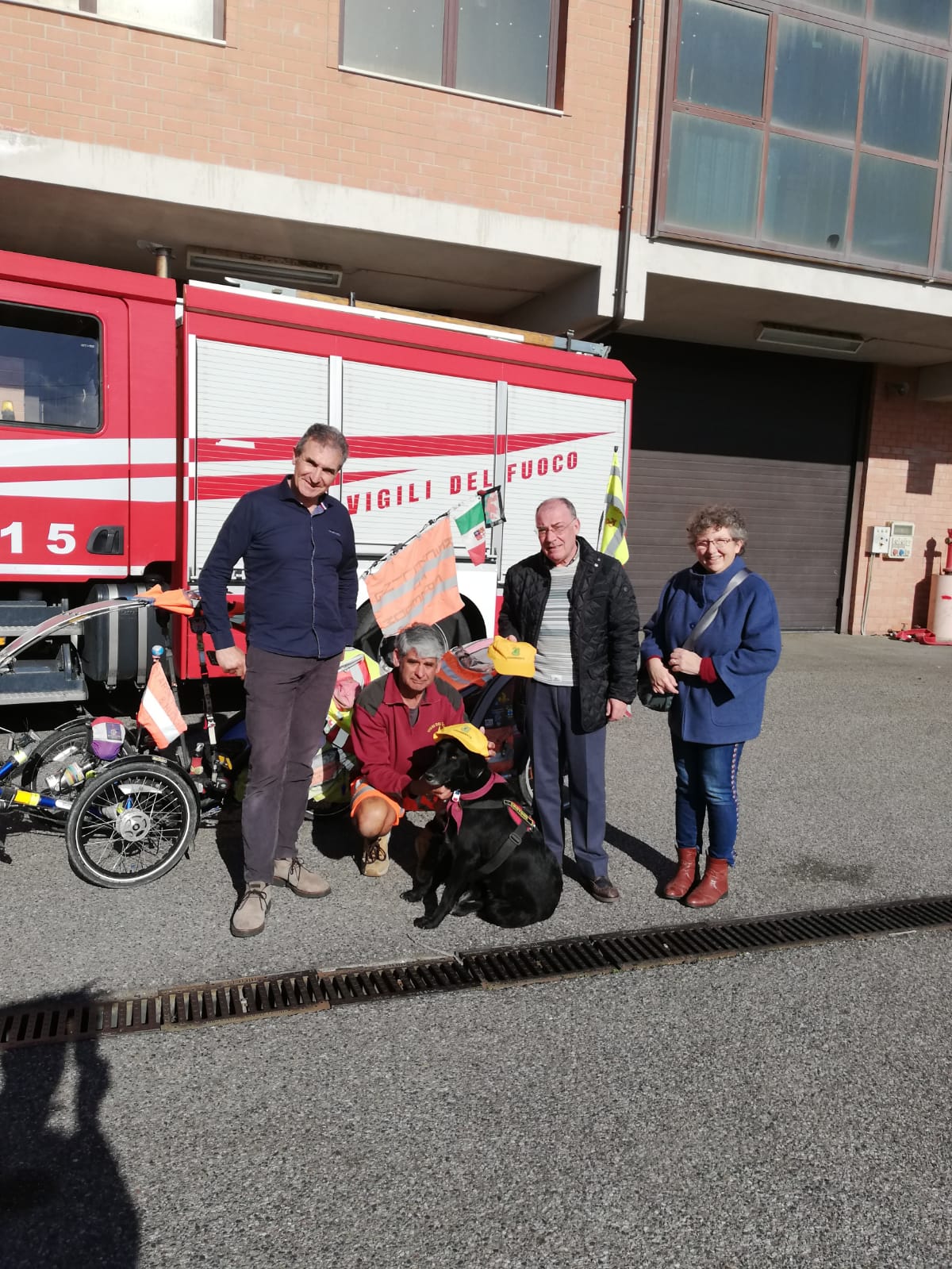 Il giramondo in bicicletta ora anche a Crotone per parlare nelle scuole
  