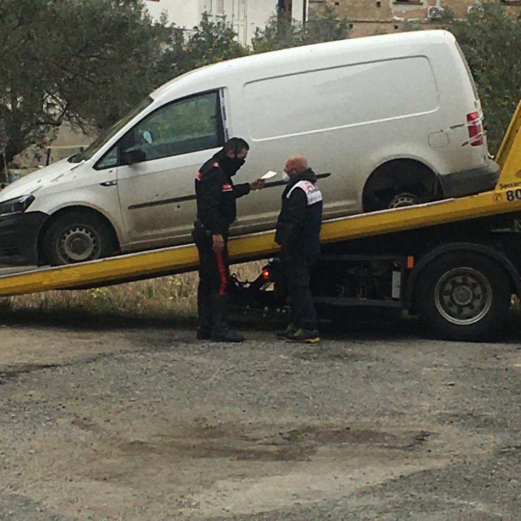 Inseguimento tra Botricello e Cutro, un’auto non si ferma all’alt dei Carabinieri