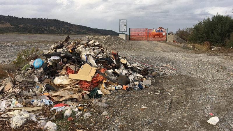 Il Circolo Legambiente Nicà segnala una discarica abusiva