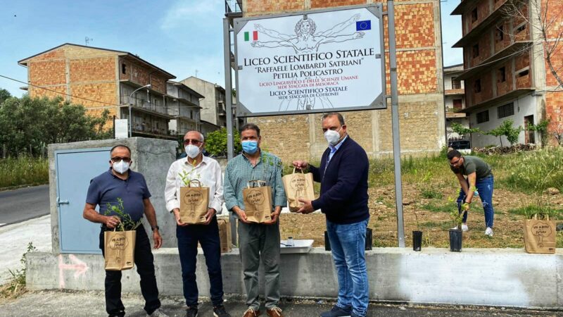 I liceali petilini incontrano il reparto Carabinieri Biodiversità di Catanzaro