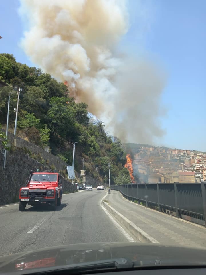 Incendio a Mesoraca
  