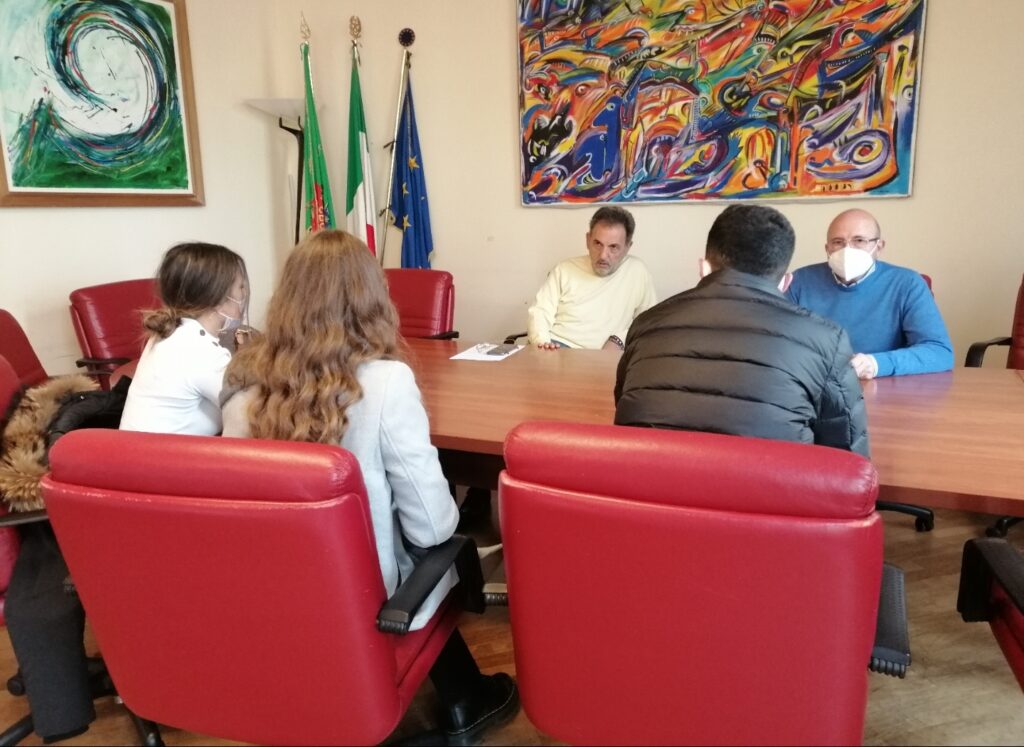 Studenti del Satriani incontrano dirigenti della Provincia