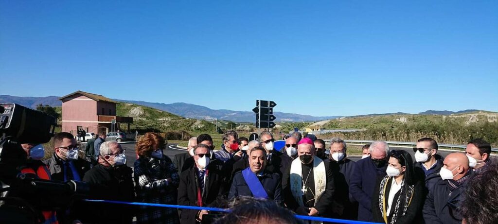 Inaugurata la Strada del Petilino
  