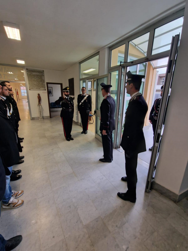 Visita del Comandante interregionale Carabinieri “Culqualber” alla Compagnia Carabinieri di Cirò Marina