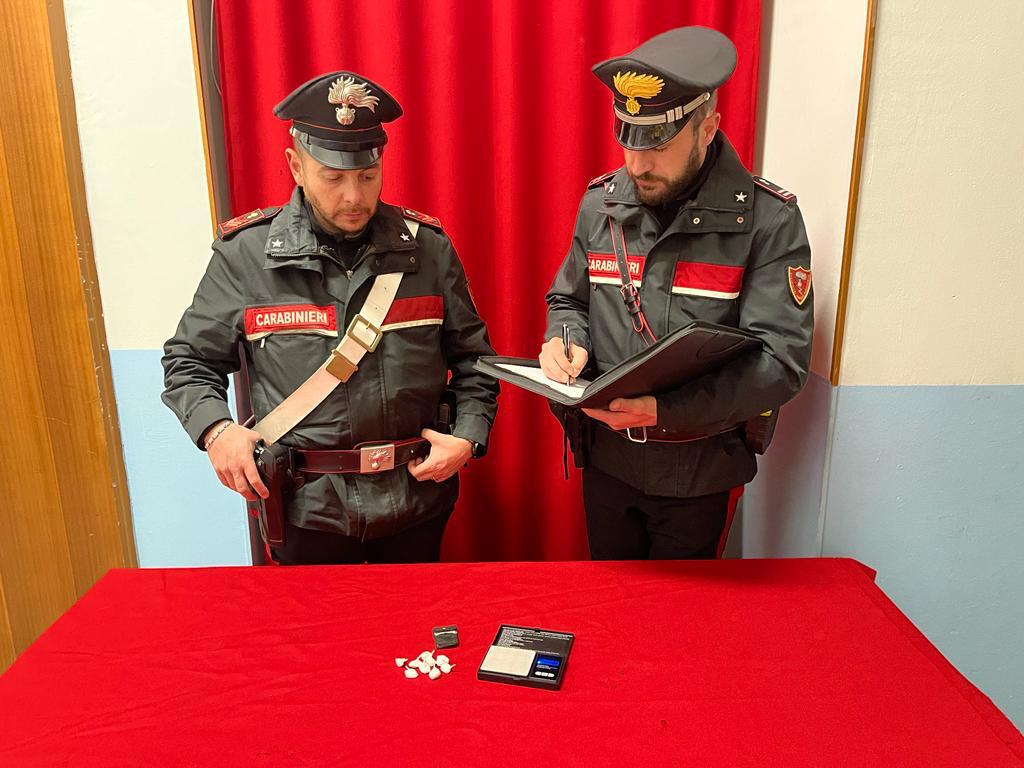Petilia Policastro: Arresto per detenzione di sostanze stupefacenti