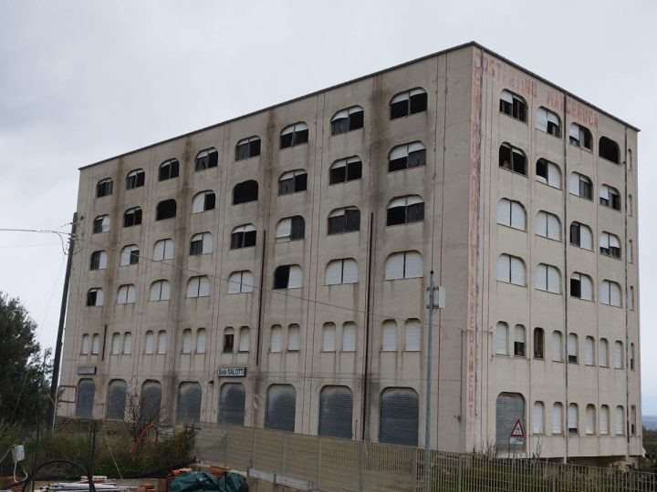 Abbattimento Palazzo Mangeruca: A breve l’avvio del cantiere
